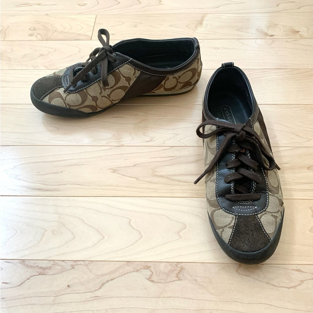 Coach Brown Signature Canvas Lace-Up Sneakers size 8.5W - Picture 2 of 15